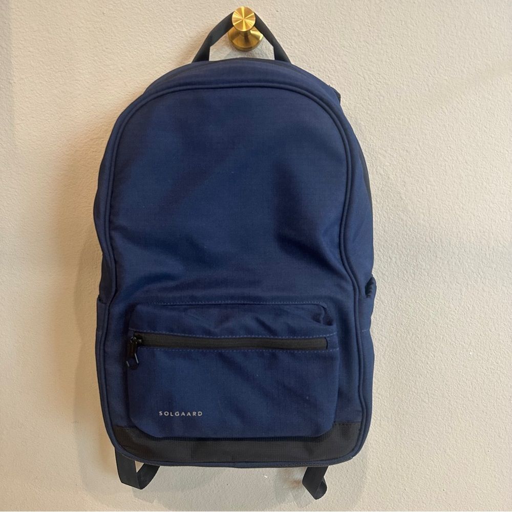 Solgaard Shore-Tex Daypack Backpack - Fits 15" Laptop - Blue/Black NWOT travel